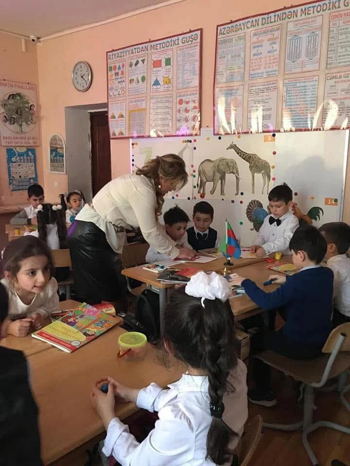 Bakıda müəllim vəfat etdi - FOTO