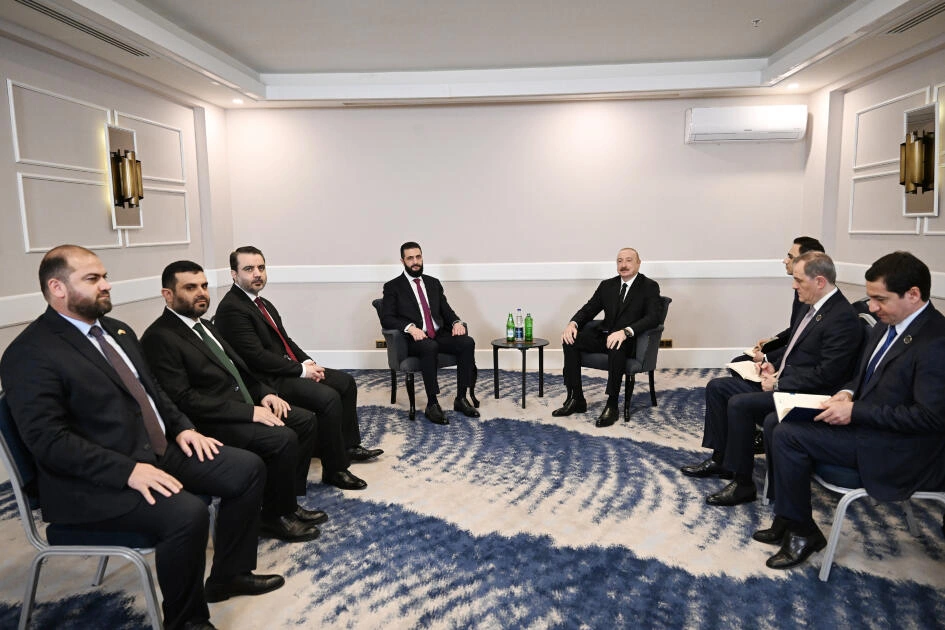 Prezident İlham Əliyevin Antalyada Suriyanın keçid dövrü Prezidenti ilə görüşü olub - FOTO