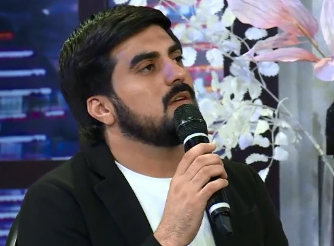 Nişanımda oynamağıma yazırlar ki, bəysən, AĞIR OL