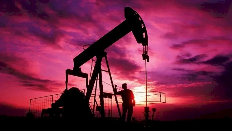 Neft qiymətləri dəyişdi: WTI və Brent bahalaşdı...