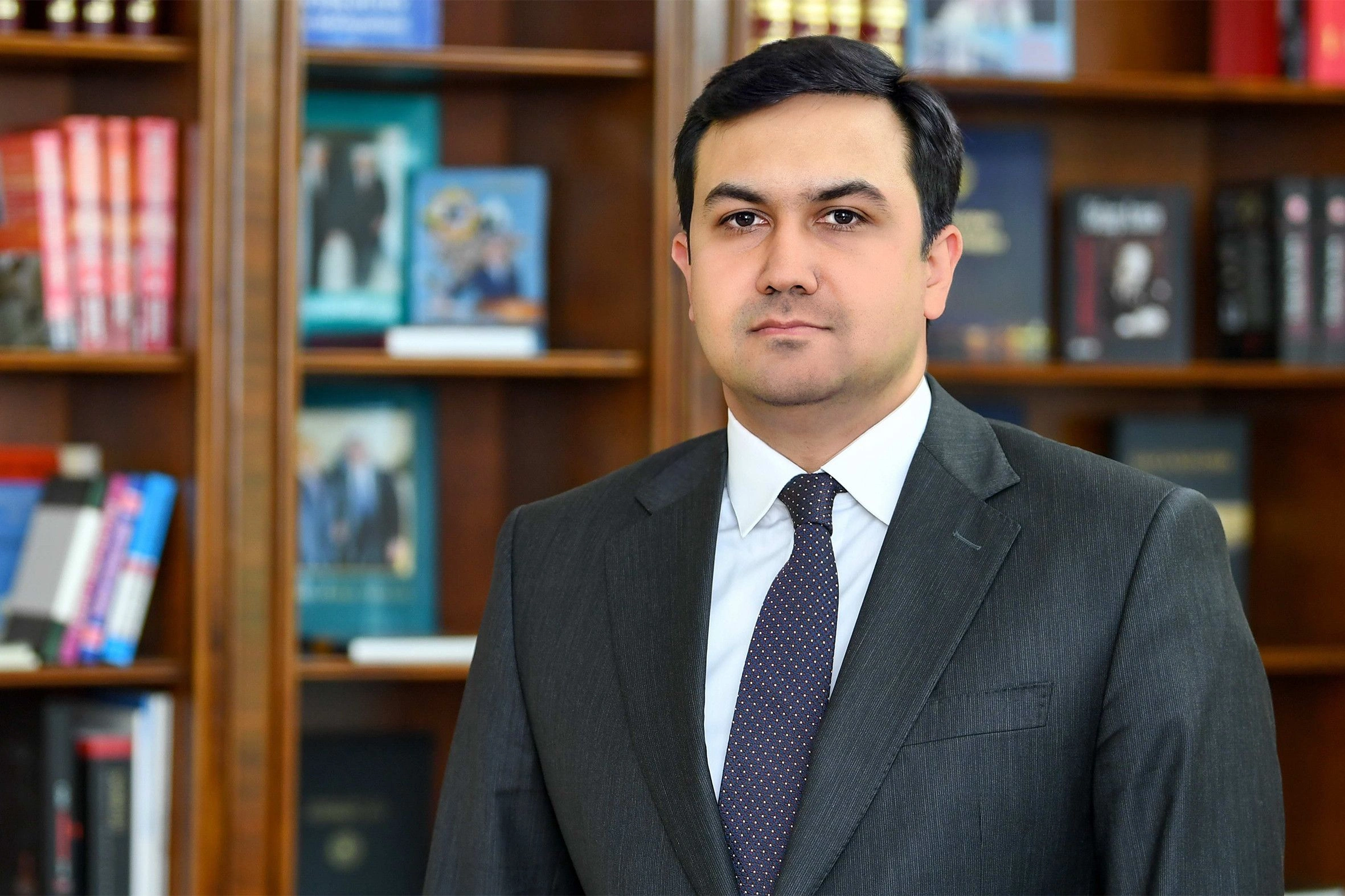 Prezidentin yüksək rütbə verdiyi Orxan Nəzərli kimdir? - Dosye