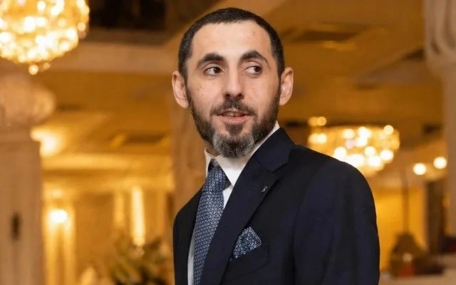 Vado Korovinin kürəkəni də Spacedən getdi