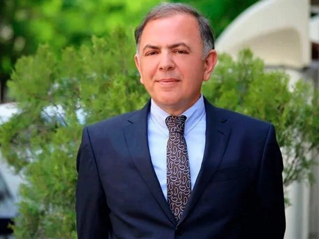 Brilliant Dadaşovanın həyat yoldaşı vəzifəsindən azad olundu – FOTO