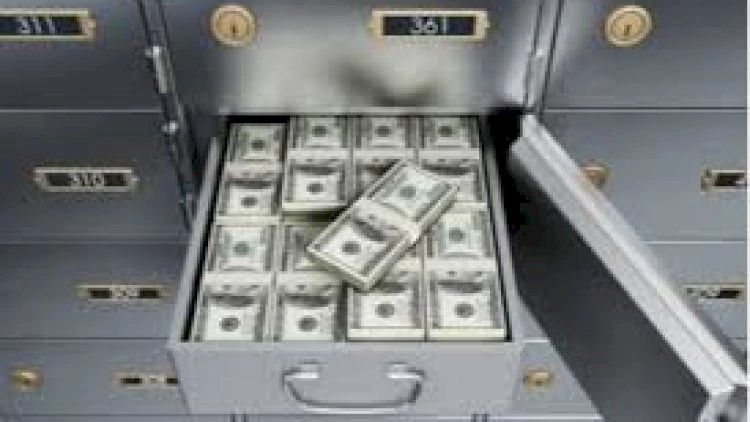 Ən yüksək dollar faizi verən bank bəlli oldu