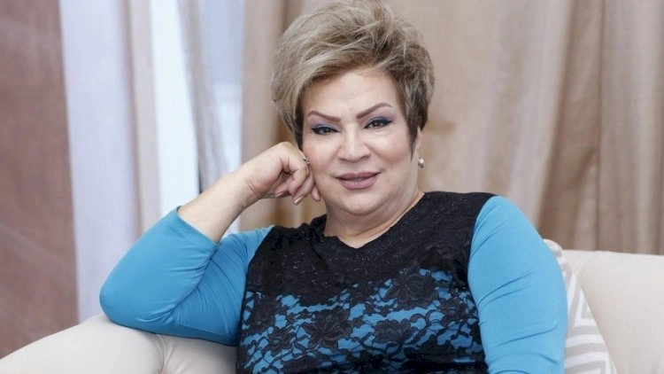 Xalq artisti nəvəsini əsgərliyə yola saldı