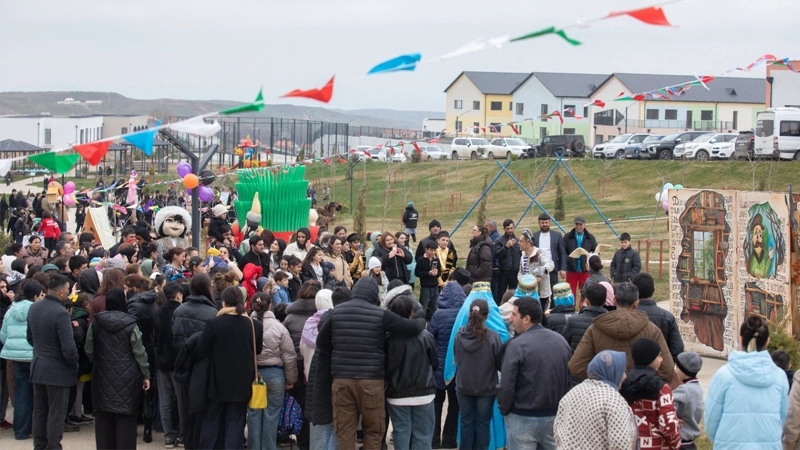 Cəbrayıl rayonunun yenidən qurulan Horovlu kəndində Novruz festivalı və sərgi-satış yarmarkası keçirildi (FOTO/VİDEO)