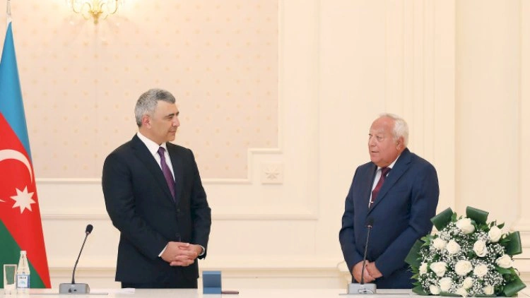 Şahin Yusifov təqaüdə yola salındı