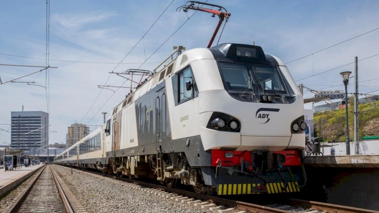 Bakı-Tbilisi qatarına bir gündə bu qədər bilet satıldı