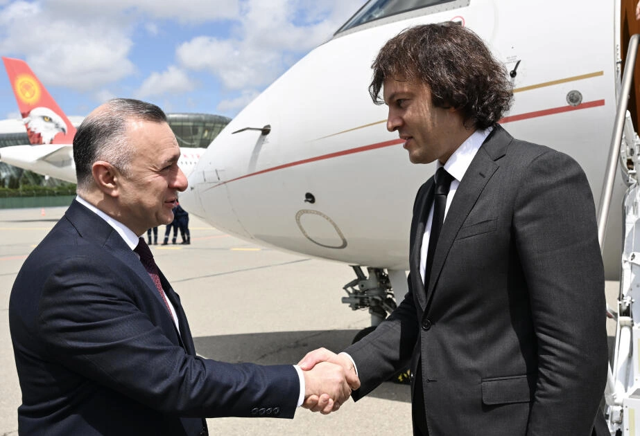 İrakli Kobaxidze Azərbaycana səfərə gəldi