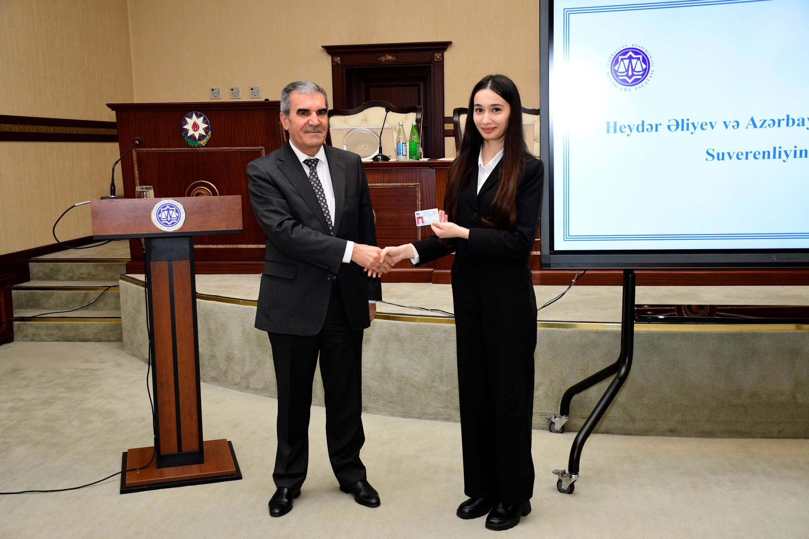 Hesablama Palatasında “Heydər Əliyev və Azərbaycan Konstitusiyası: Suverenliyin təməli” mövzusunda tədbir keçirilib