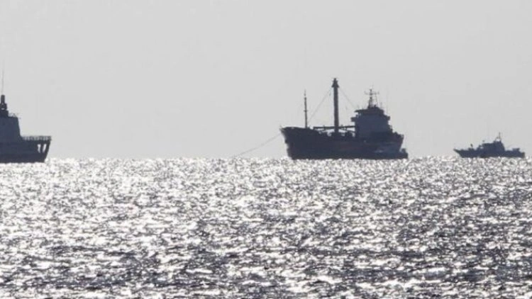 Fars körfəzində “nüvə” getdi, “dəniz savaşı” gəldi: ABŞ Tehranı   “boğacaq”?