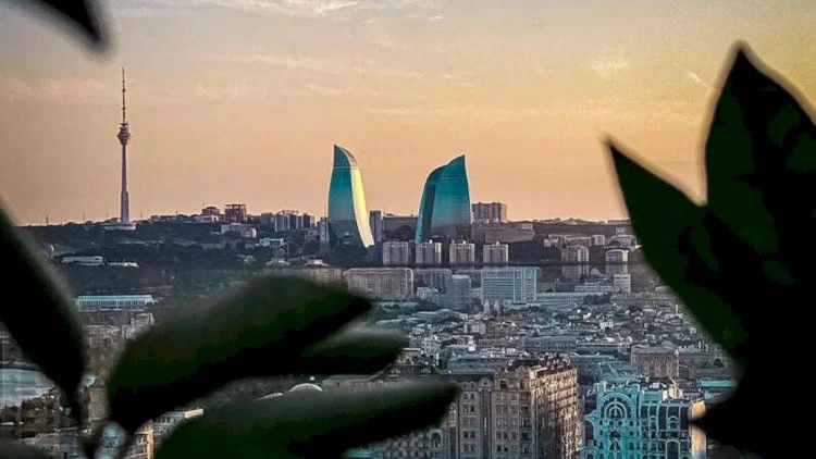 Bakıda güclü külək, bölgələrdə leysan –   Son vəziyyət açıqlandı