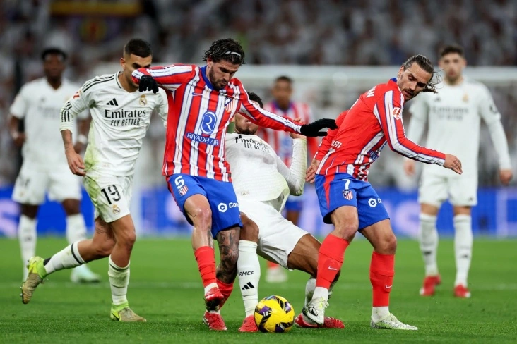 “Atletiko Madrid” “Barselona”nı geridə qoydu