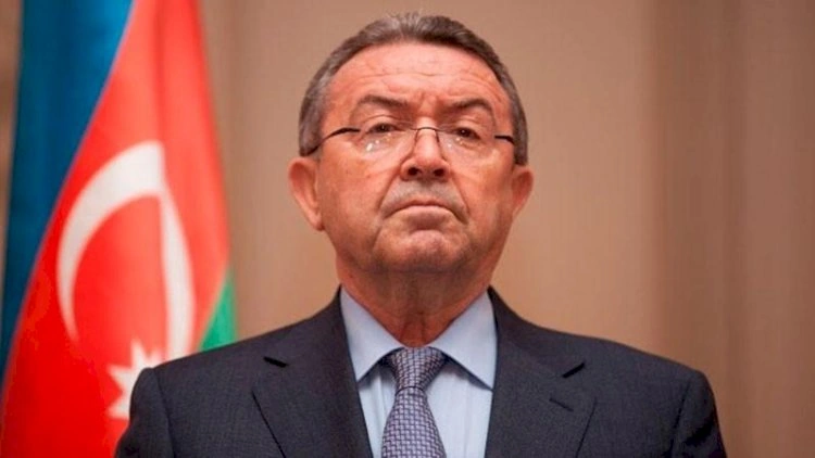 Mərdanov Əmrullayevin qərarını bəyəndi