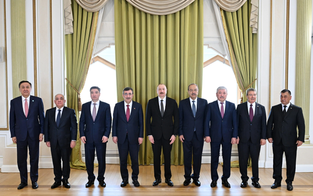Prezident onları qəbul etdi - FOTO