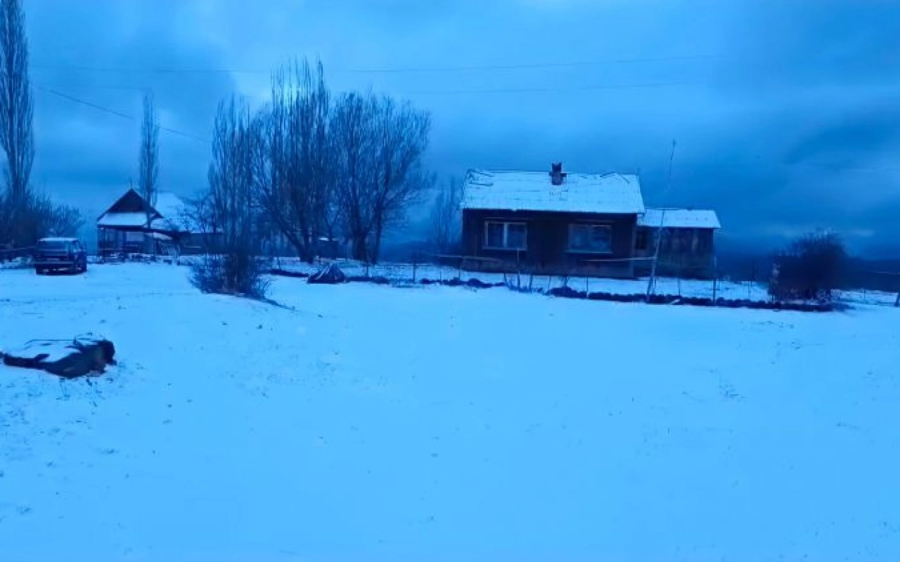 Naxçıvanın yüksək dağlıq ərazilərinə qar yağır