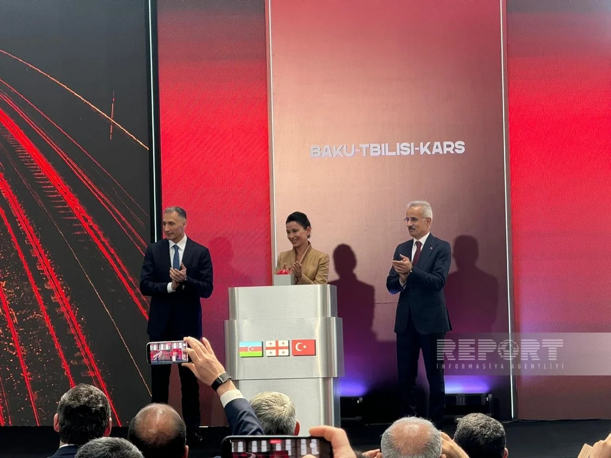 BTQ dəmir yolunun rəsmi açılışı oldu - FOTOLAR