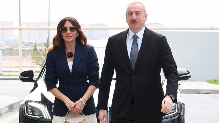 İlham Əliyev və Mehriban Əliyeva “Formula 1” Azərbaycan Qran-prisinin əsas yarışına baxıblar