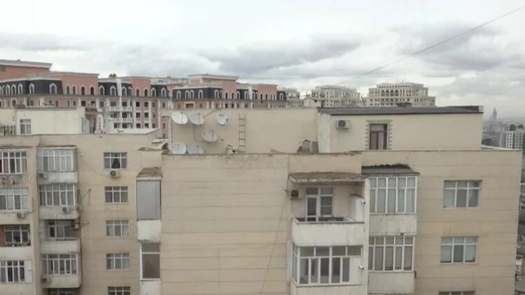 Yasamalda 15 mərtəbəli bina necə 16 oldu?