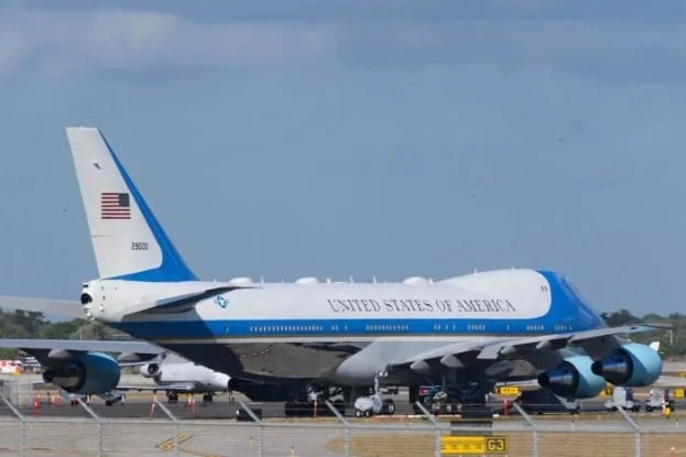 60 ildən sonra “Air Force One” dəyişir - Trampdan tarixi qərar