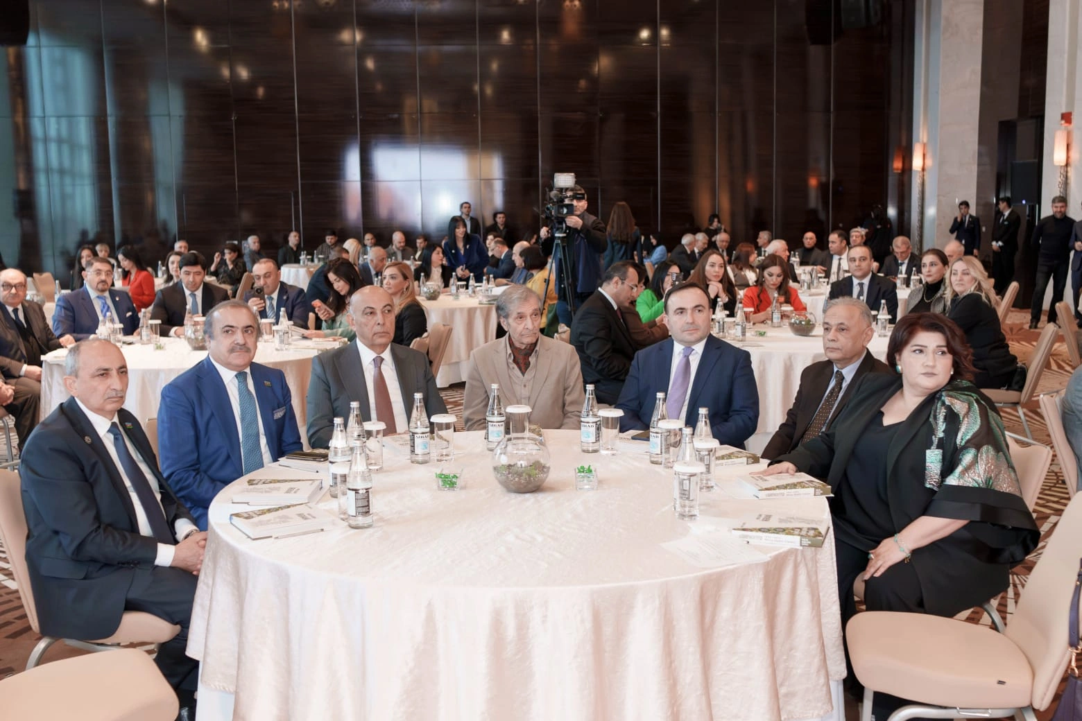 bp və TLM yeni layihə təqdim etdi: “Parlaq rənglərin işığında” - FOTOLAR