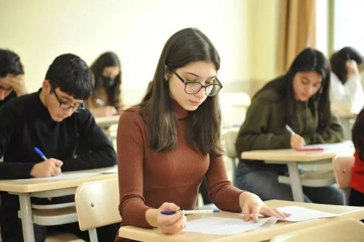 Bu gündən kolleclərə sənəd qəbuluna start verilir
