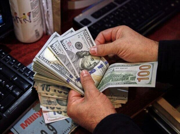 Azərbaycanlı müğənninin 6 illik biznesi BATDI - FOTO