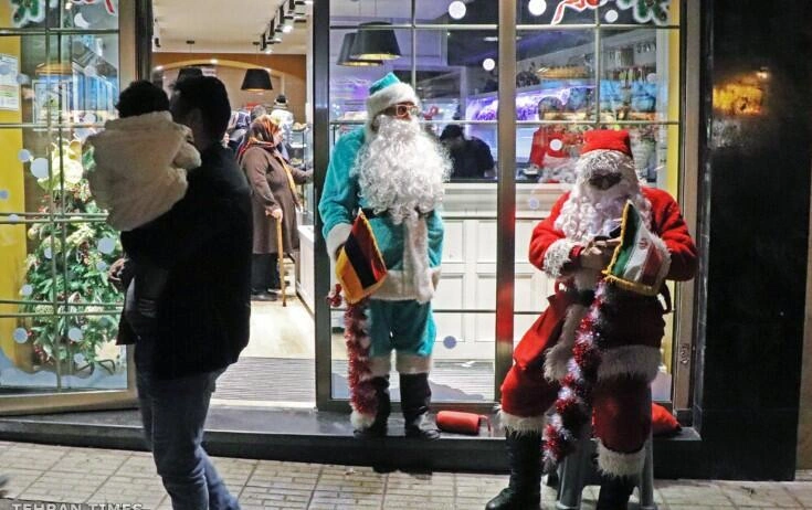 Bu ölkədə Santa Klausla şəkil çəkdirmək qadağan olundu