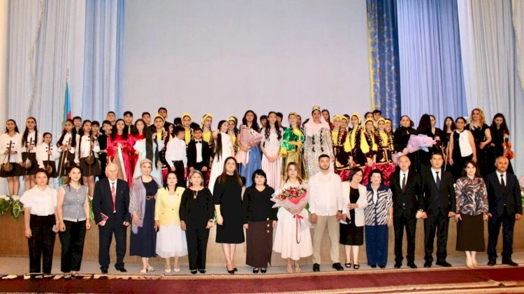 Balakəndə 15 iyun – Milli Qurtuluş Gününə həsr olunmuş konsert proqramı keçirilib