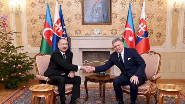 Prezident İlham Əliyevin Slovakiyanın Baş naziri ilə təkbətək görüşü oldu - Fotolar