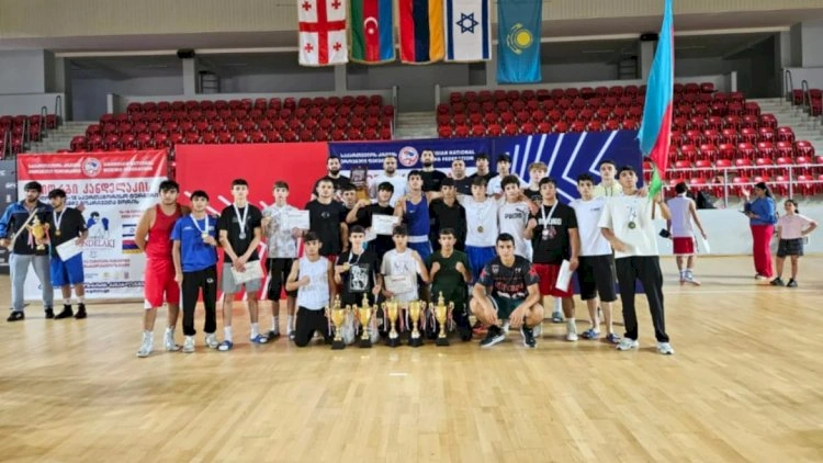 Azərbaycan boksçuları Gürcüstanda 13 medal qazandılar