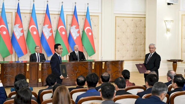 Azərbaycanla Kamboca arasında 3 sənəd mübadilə olundu