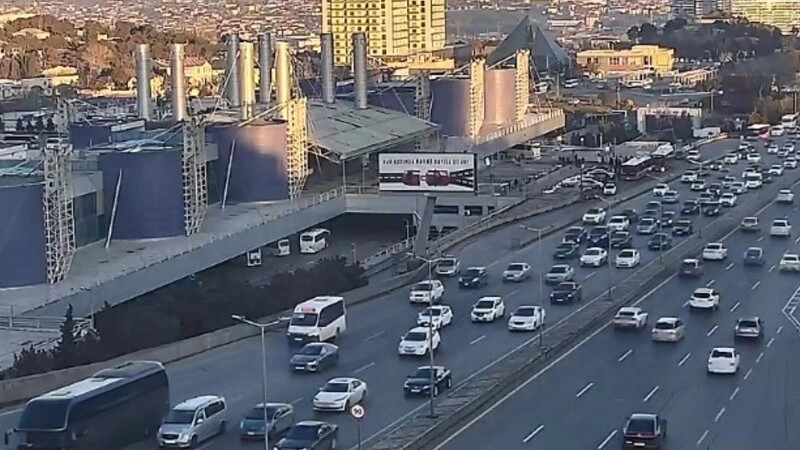 Bakının bu yollarında tıxac var