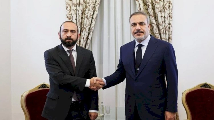 Mirzoyan və Fidan Ermənistan-Türkiyə əməkdaşlığını müzakirə ediblər
