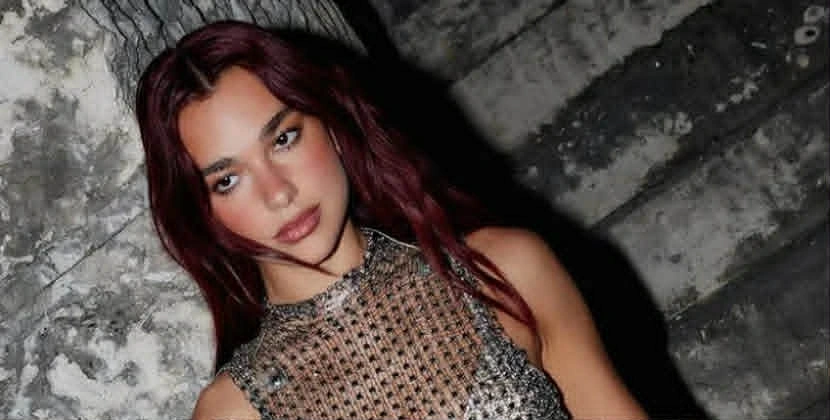 Dua Lipa “Samsung”a qarşı 15 milyon dollarlıq iddia qaldırdı