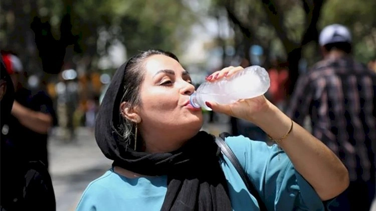 Temperatur 50 dərəcəni keçdi – Dövlət idarələri bağlandı