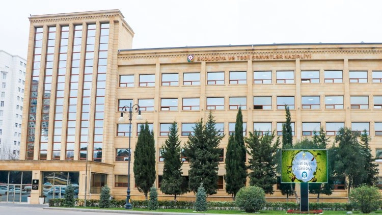 Ekologiya və Təbii Sərvətlər Nazirliyi sahibkarı məhkəməyə verdi