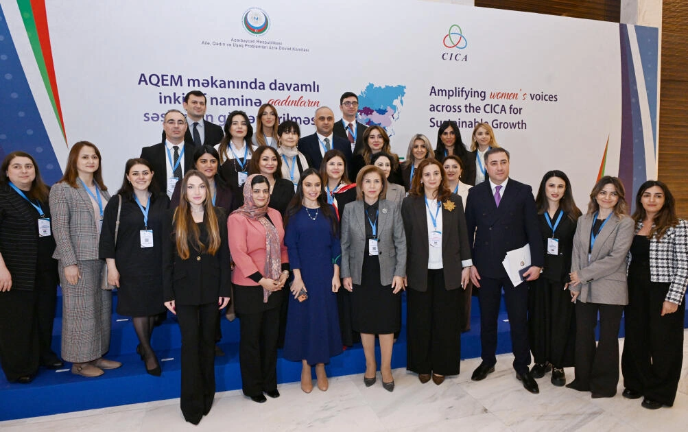 Leyla Əliyeva AQEM çərçivəsində keçirilən beynəlxalq konfransın açılış mərasimində çıxış edib - FOTO