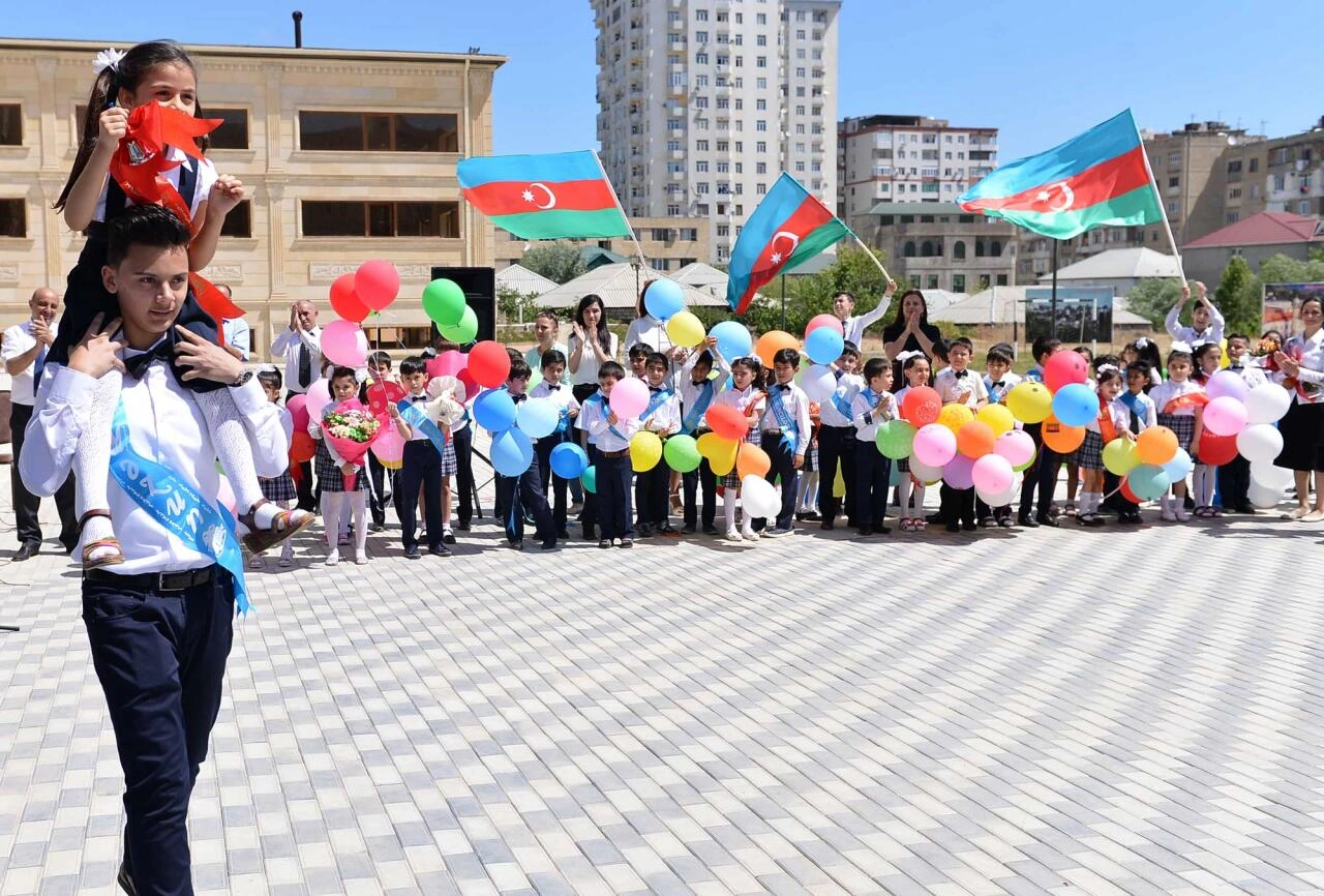 “Son zəng”də bunlar qadağandır- Rəsmi