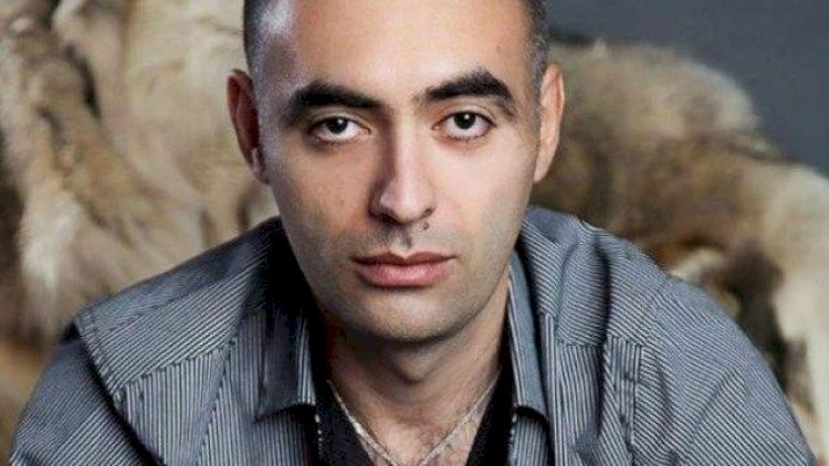 Müəllim işə qəbul üçün ekstrasens Zirəddinə müraciət etdi -   VİDEO