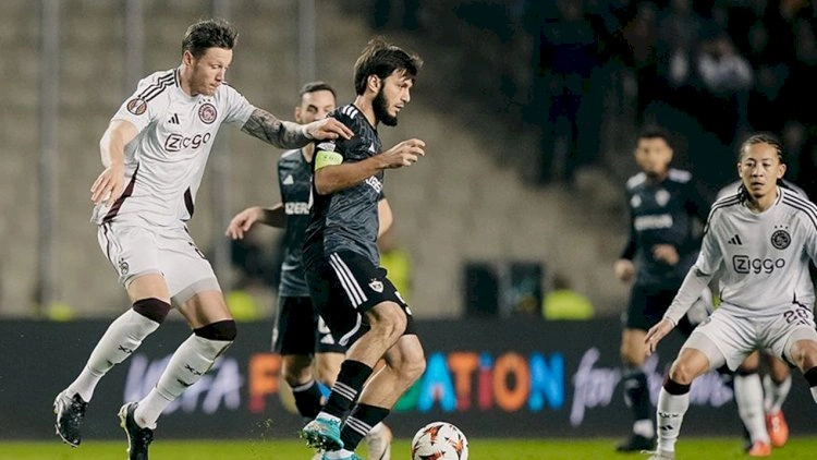 “Açıq futbol oynamaq “Ayaks” üçün intihar olar” – Bugünkü matça proqnoz