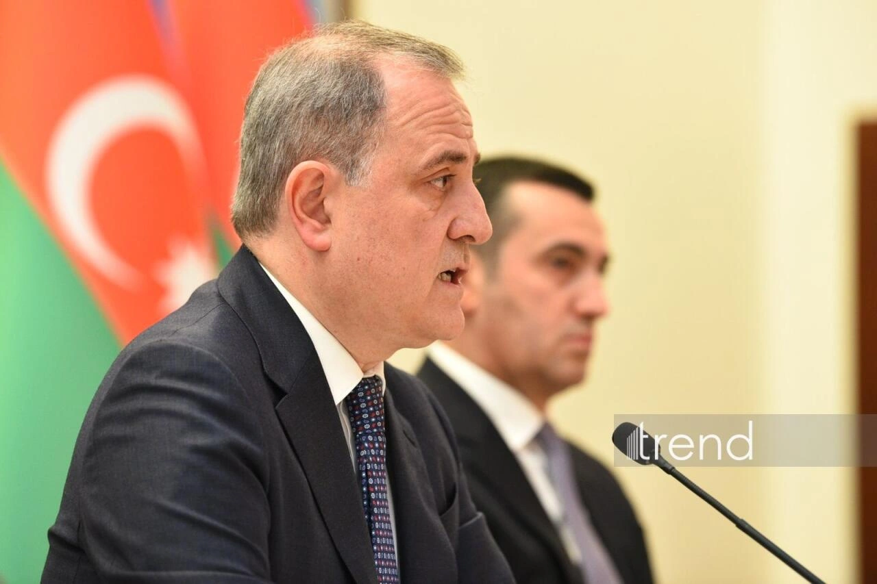AZAL təyyarəsinin vurulmasından sonra Rusiya ilə dialoqlar davam edir - Ceyhun Bayramov