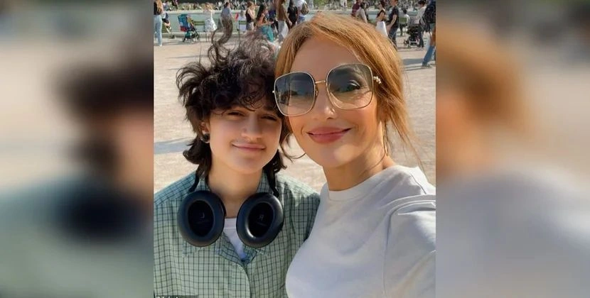 Cennifer Lopezin qızı cinsini və adını dəyişir