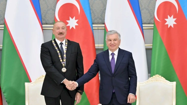 Daşkənddə Azərbaycan və Özbəkistan prezidentlərinin təltifolunma mərasimi keçirildi