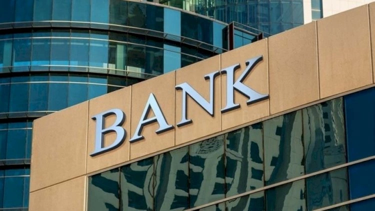 Bu banklardan UZAQ DURUN – Kredit faizləri yüksəkdir!
