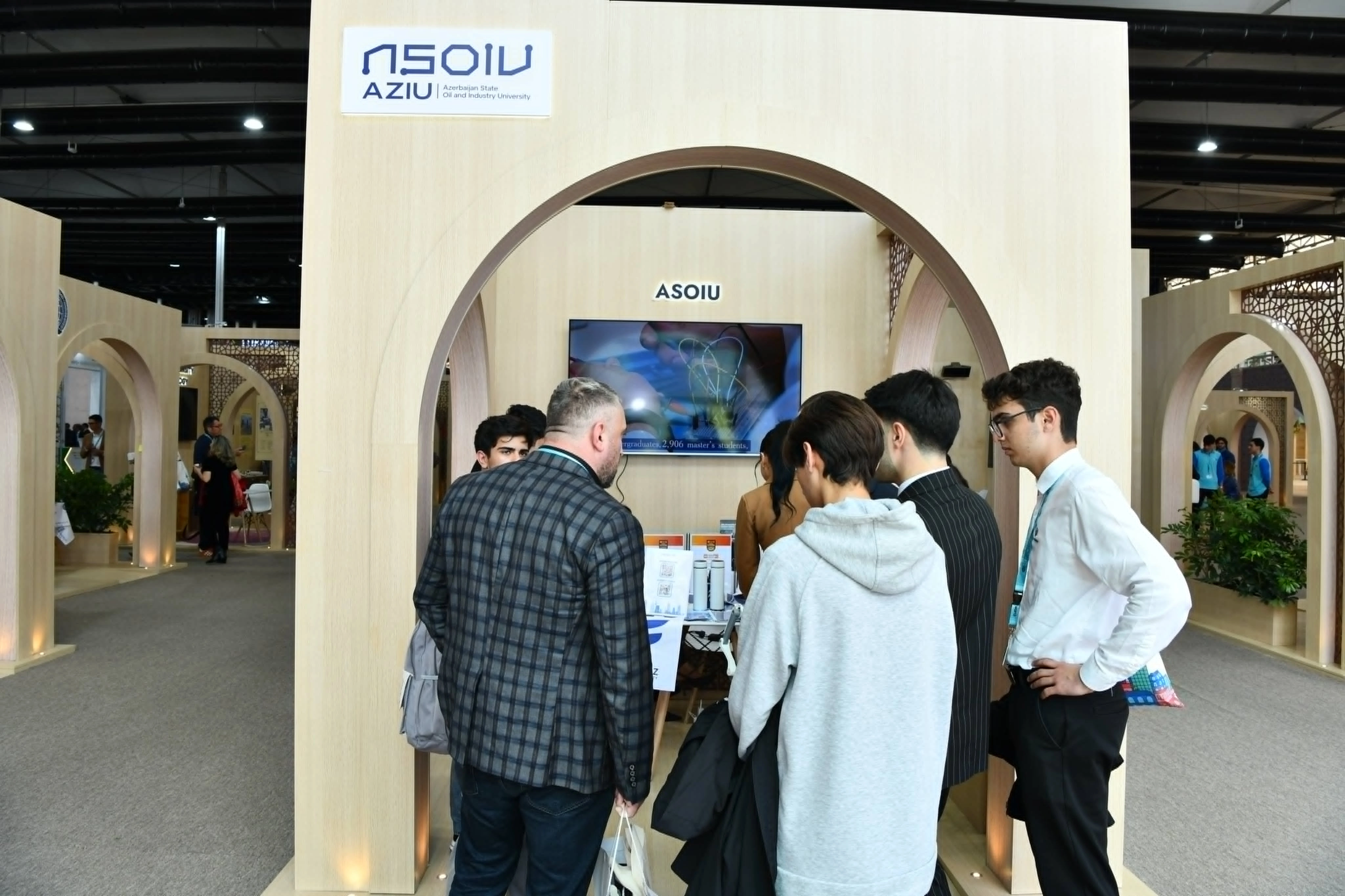 ADNSU “WUF13”də gələcəyin texnologiyalarını təqdim edir