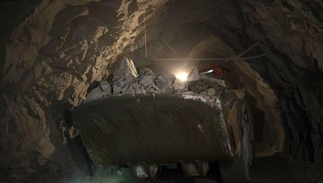 İranda mədən uçdu: Ölən var