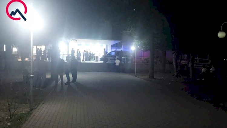 Yeniyetməni döyüb başı üstə yerə çırpdılar