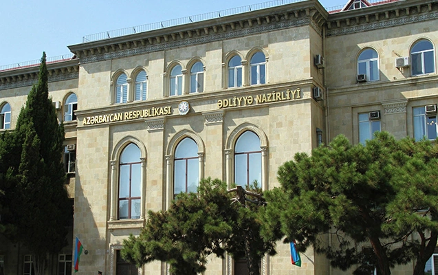 Dubay şeyxinin keçmiş həyat yoldaşı olan tanınmış gimnastın durumu -  Bu detal müdaxiləyə imkan vermir