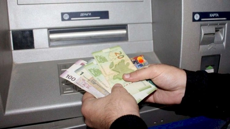 Ömürlük pensiya alanların NƏZƏRİNƏ